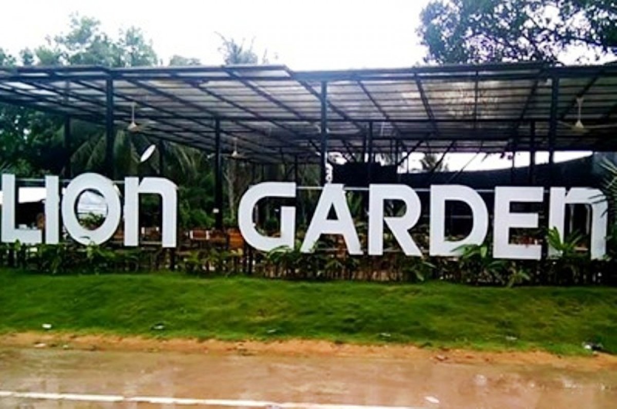 Câu lạc bộ bia Lion Garden xảy ra vụ nổ súng.