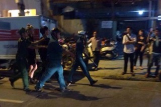 Hai hotgirl mâu thuẫn vì bị công kích... “mặt vuông”