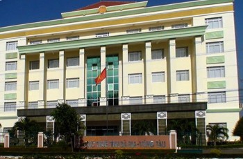 Cục trưởng quy hoạch vợ làm Cục phó