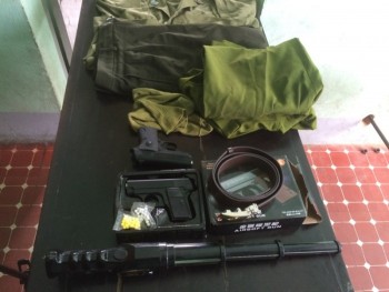 Giăng bẫy bắt kẻ đóng giả công an lừa Iphone, Ipad