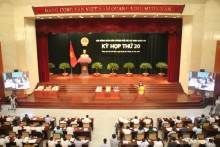 cu tri buc xuc van de dan sinh