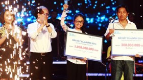 Phương Mỹ Chi thắng giải 1 tỷ đồng với “Quê em mùa nước lũ”