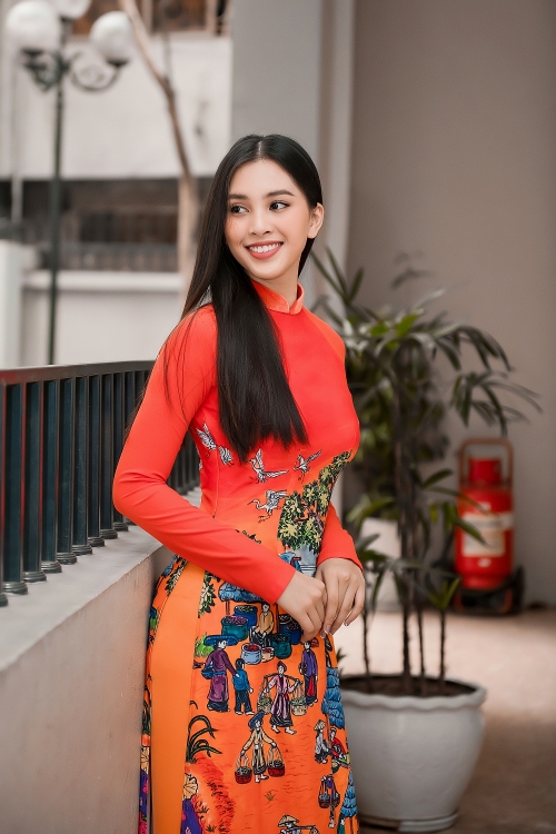 “Tết sẻ chia, Tết yêu thương” của hoa hậu Tiểu Vy