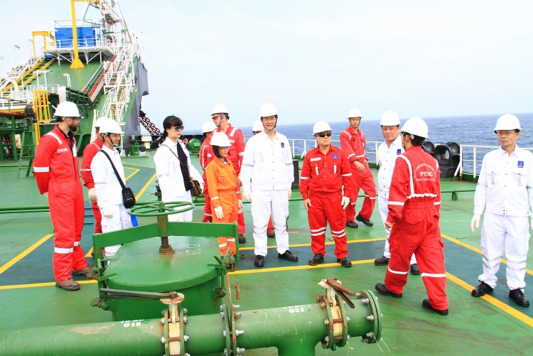 Mùa xuân đầu tiên ở Sao Vàng