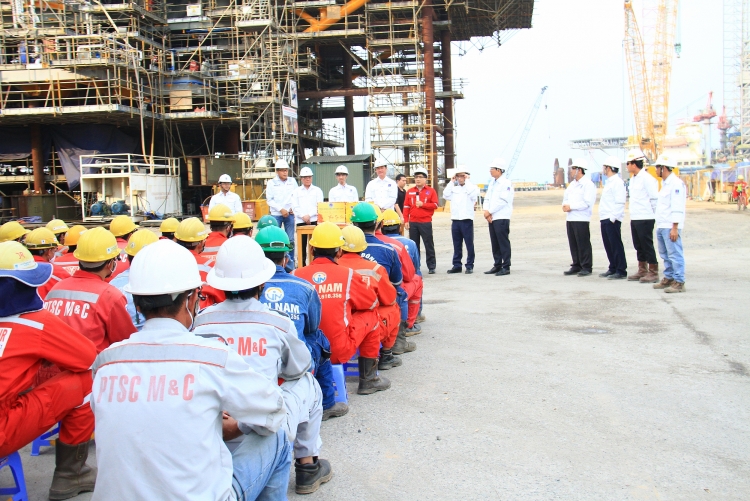 Mùa xuân đầu tiên ở Sao Vàng