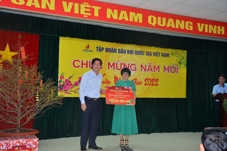 'Xuân nghĩa tình Dầu khí' trên công trường NMNĐ Sông Hậu 1