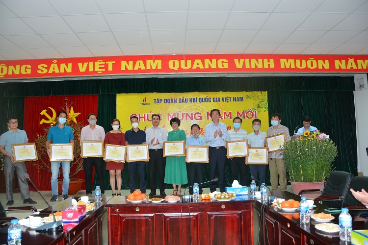 'Xuân nghĩa tình Dầu khí' trên công trường NMNĐ Sông Hậu 1