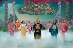 Nghe, xem gì trong những ngày Tết?