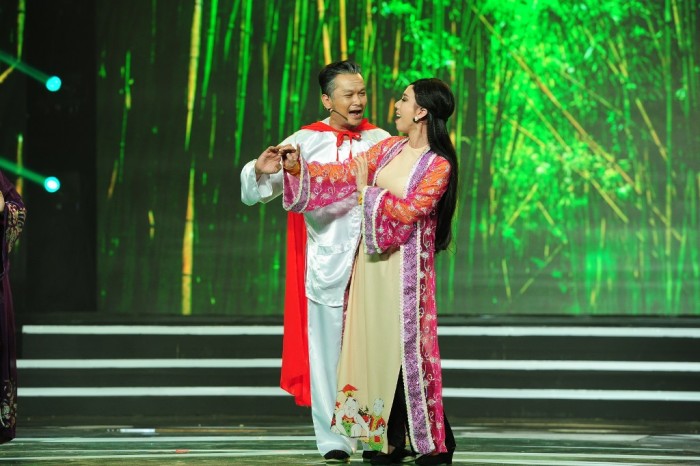 thu trang huu quoc dat giai quan quan tai tu tranh tai