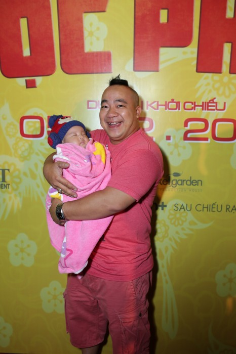 dien vien hieu hien toi khong mang con nho ra kiem tien