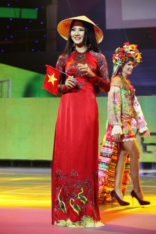 cach tan hay huy hoai ao dai