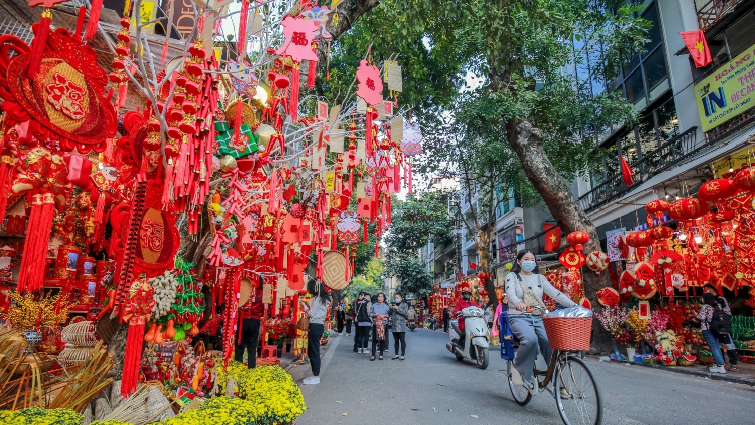 Tết cạn