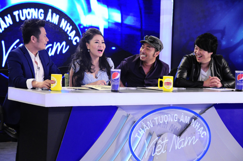 Vì sao Vietnam Idol, The Voice bị dừng cấp phép phát sóng?