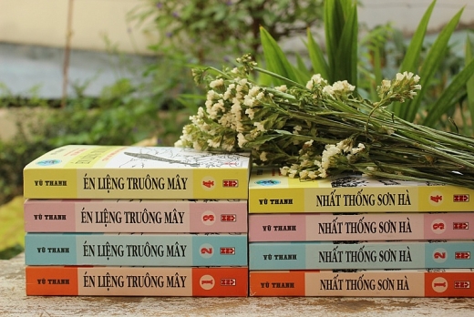 Ra mắt tiểu thuyết lịch sử “Tây Sơn tam kiệt” ra mat tieu thuyet lich su tay son tam kiet