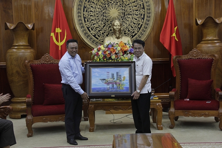 chu tich hdtv pvn tran sy thanh lam viec tai tinh uy ca mau