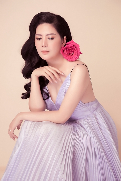ca si dinh hien anh lam truong ban giam khao cuoc thi nguoi dep