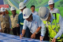 thu truong bo cong thuong hoang quoc vuong phan dau dua nmnd song hau 1 van hanh thuong mai vao dau nam 2021