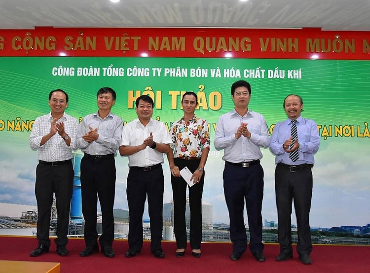 PVFCCo: Nhận dạng mối nguy và đánh giá rủi ro lao động pvfcco nhan dang moi nguy va danh gia rui ro lao dong