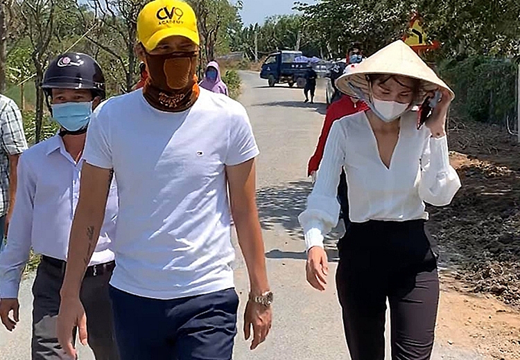 Thủy Tiên thừa nhận đang gặp khó khăn kinh tế