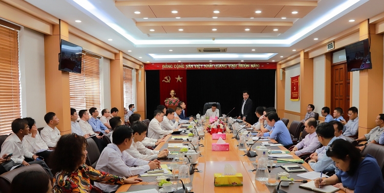 Tổng giám đốc Petrovietnam Lê Mạnh Hùng làm việc với lãnh đạo Cụm Khí - Điện - Đạm Cà Mau