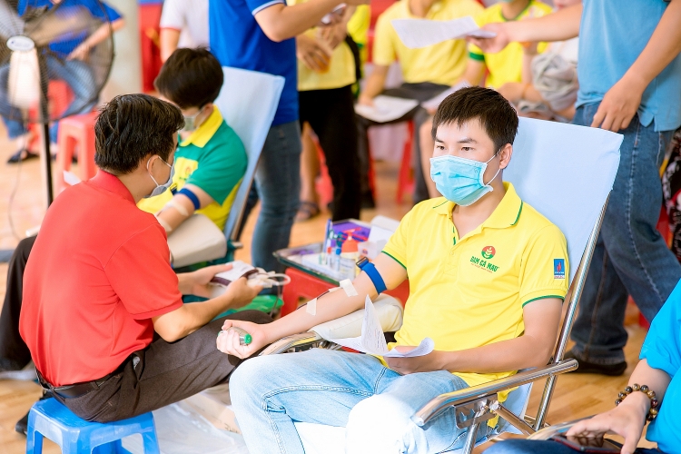 “Nhiệt huyết Người Dầu khí” - Giọt hồng Đất Mũi!