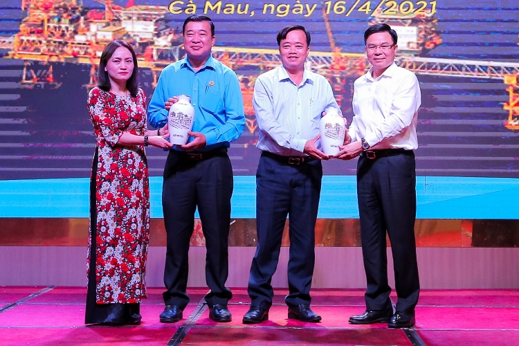 10 năm (2011-2021) phối hợp giữa Công đoàn DKVN và LĐLĐ tỉnh Cà Mau: Nhiều thành quả đáng tự hào!