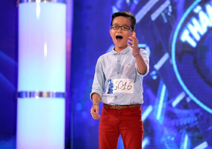 vietnam idol nhi tre nen hoc van hoa hay mo lam ca si