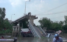 khoi to tai xe dieu khien xe lam sap cau tan nghia