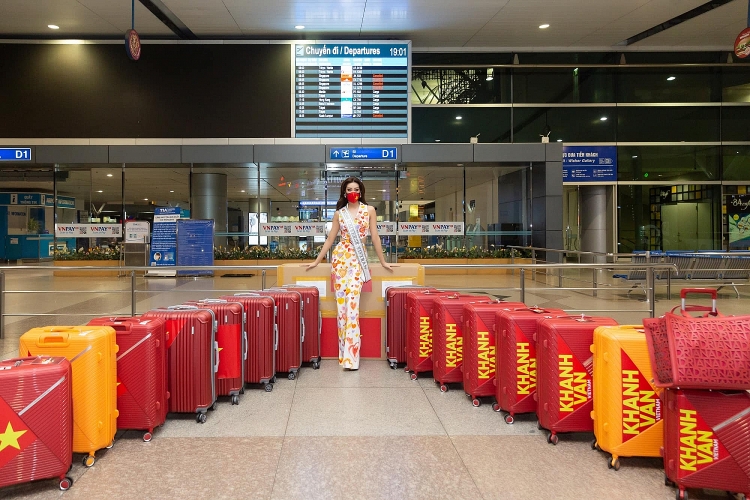 Hoa hậu Khánh Vân lên đường sang Mỹ dự thi Miss Universe 2021