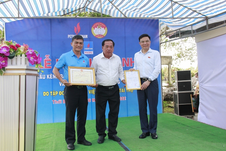 Khánh thành 3 cây cầu tại Cà Mau do Petrovietnam tài trợ