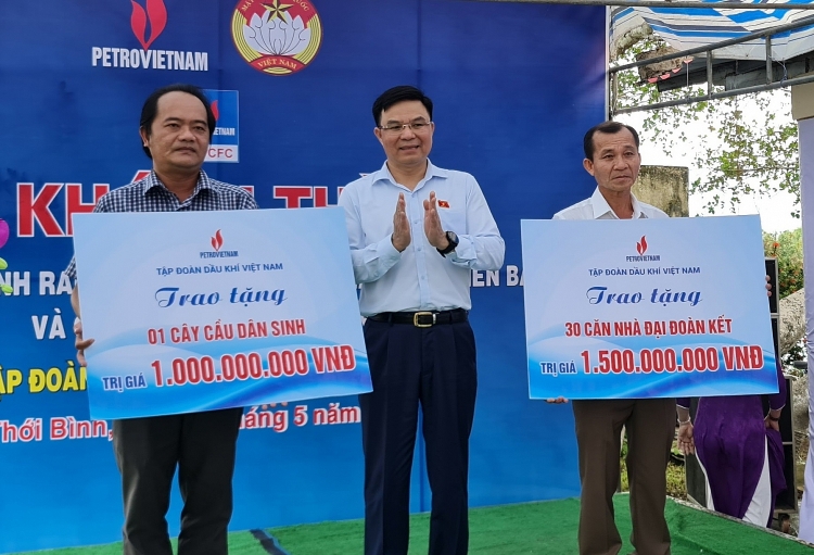 Khánh thành 3 cây cầu tại Cà Mau do Petrovietnam tài trợ