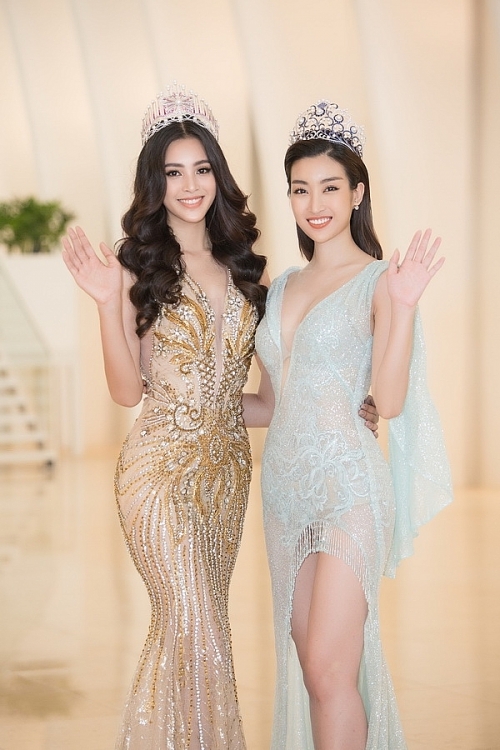 hoa hau viet nam phau thuat tham my an mac ngay cang tao bao