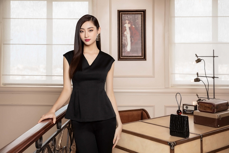 Lương Thuỳ Linh “lột xác” với hình tượng girl boss trong bộ ảnh mới