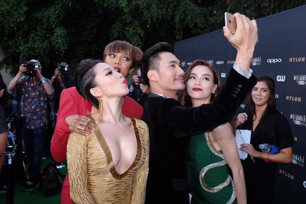 Hồ Ngọc Hà, Tóc Tiên quyến rũ tại tiệc America's Next Top Model