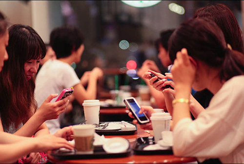 Facebook xấu xí
