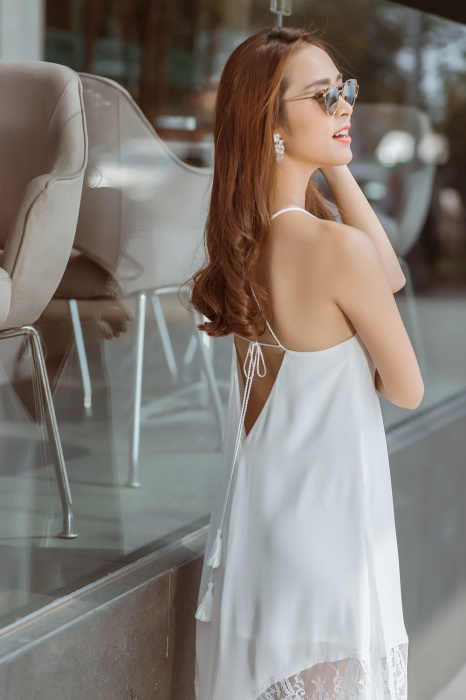 diep bao ngoc dem khoc sung mat sang day tuoi cuoi