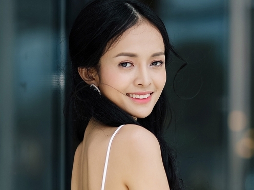 Thanh Trúc đổi nghệ danh vì trùng nhiều tên đàn chị