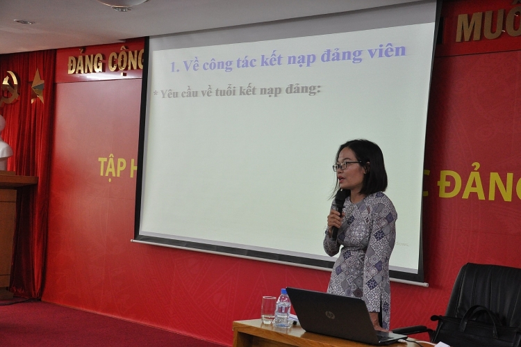 pvfcco to chuc hoi nghi tap huan cong tac dang nam 2018