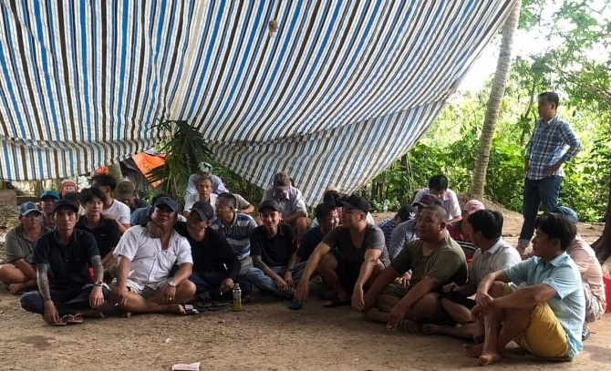 Tiền Giang: Triệt phá trường gà, bắt giữ 39 đối tượng