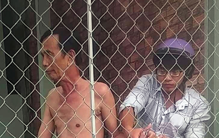 long an tam giu hinh su ong lao 66 tuoi nghi xam hai be gai 13 tuoi