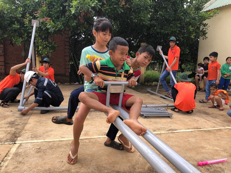 chum anh dau an chien dich mua he xanh 2019 cua tuoi tre dau khi