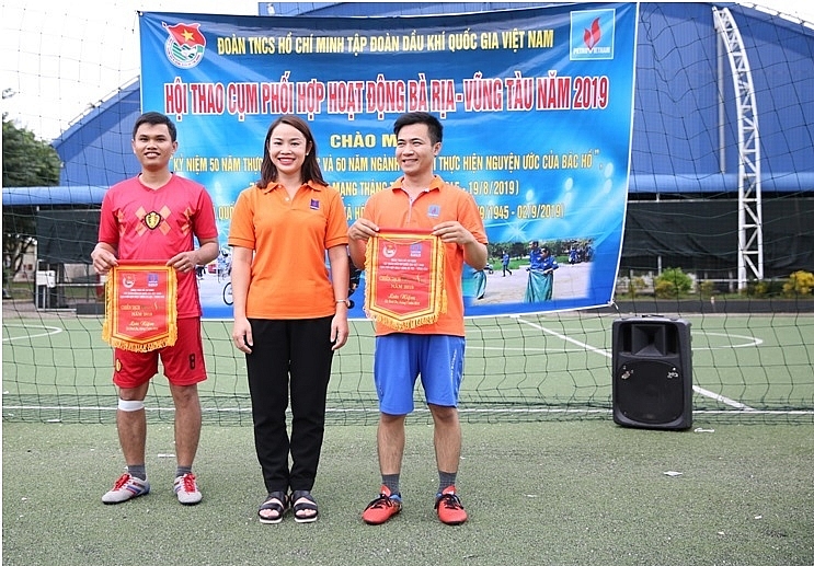 chum anh dau an chien dich mua he xanh 2019 cua tuoi tre dau khi