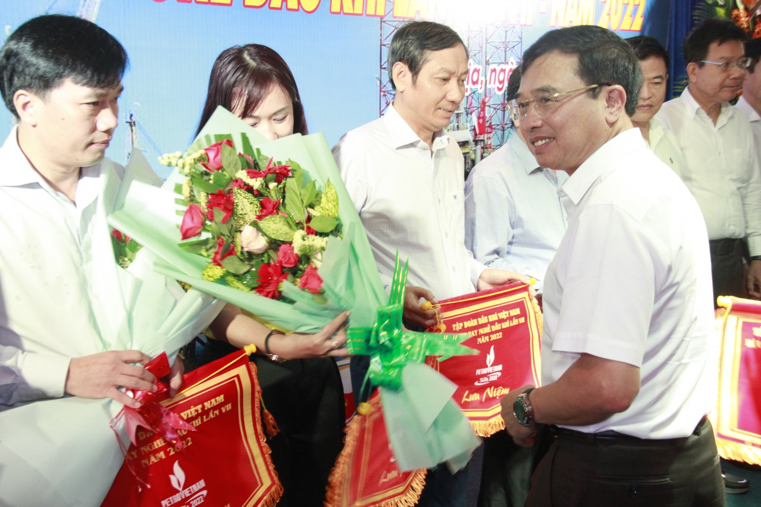 Tưng bừng khai mạc Hội thi tay nghề Dầu khí lần thứ VII Tưng bừng khai mạc Hội thi tay nghề Dầu khí lần thứ VII