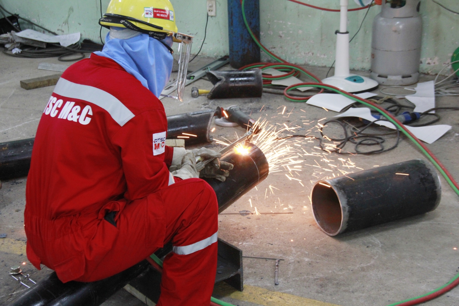 Tưng bừng khai mạc Hội thi tay nghề Dầu khí lần thứ VII