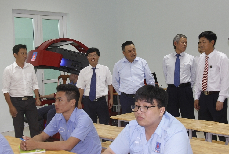 lanh dao pvn lam viec voi pvu va pvmtc