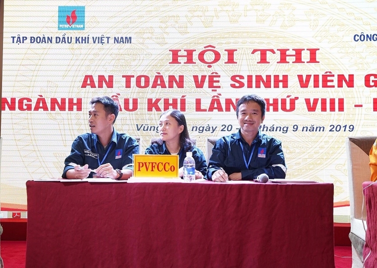 pvfcco dat giai nhat tai hoi thi atvsv gioi nganh dau khi lan viii