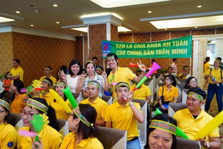 pvfcco dat giai nhat tai hoi thi atvsv gioi nganh dau khi lan viii