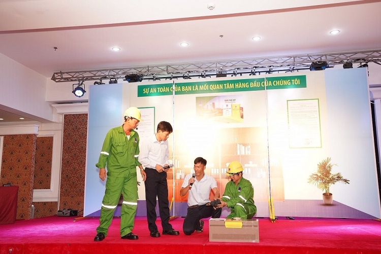 pvfcco dat giai nhat tai hoi thi atvsv gioi nganh dau khi lan viii