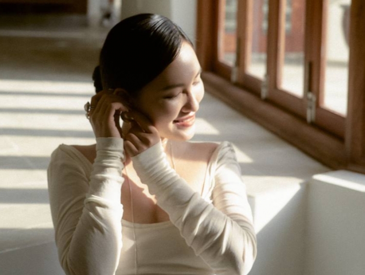 Xúc động với MV 'Đã bao lâu' của Nguyên Hà