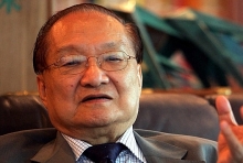 vi sao kim dung sua ten ke dam o tieu long nu